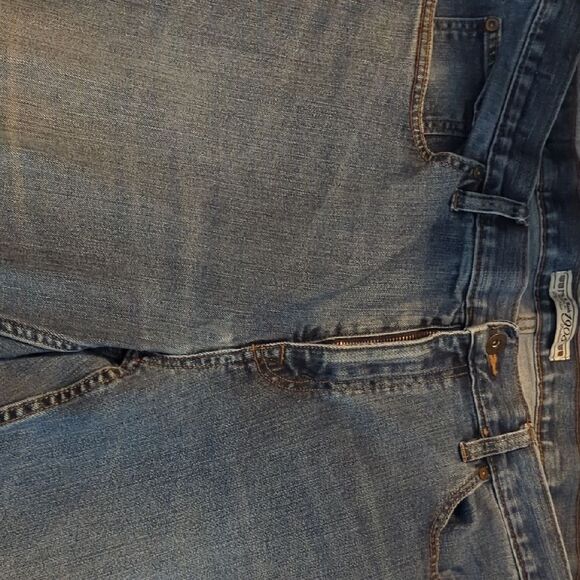 Jos. A. Bank 1905 men’s jeans 38x32 | tailored fit straight leg premium denim - Picture 4 of 4